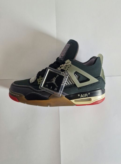 Air Jordan 4 x Off white
