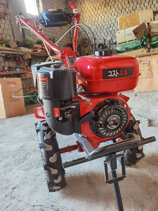 кредита Мотоблок культиватор kredit