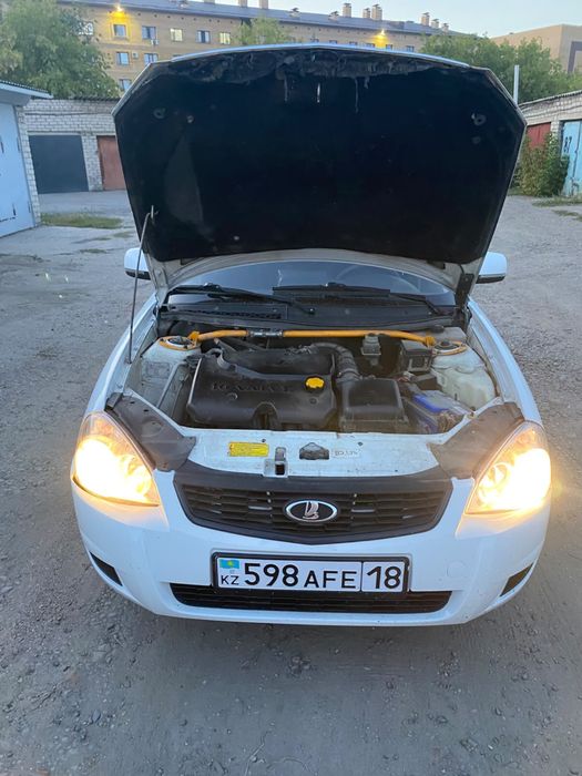 Продам машину приора