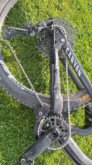 Canyon Torque ( Fox, Rockshox, Shimano]