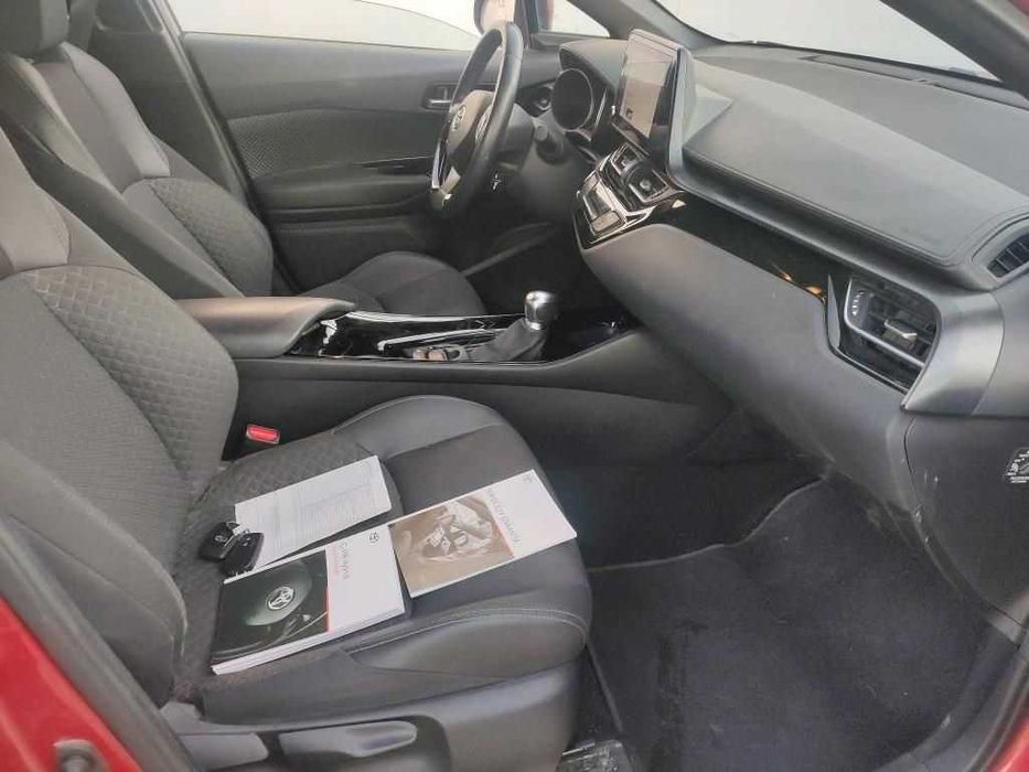 BATTERY LIFE450000km/Distronic/Следи Път и Знаци/Подгрев Toyota Ch-r