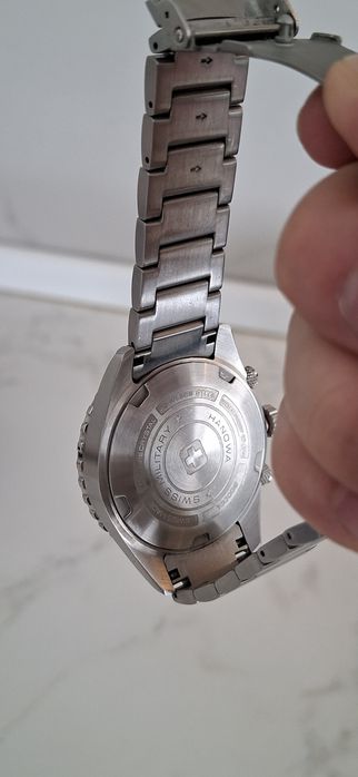 Часы Швейцарские