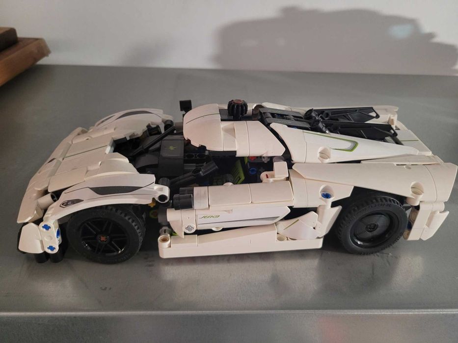 Lego 42184 Hipermasina Koenigsegg