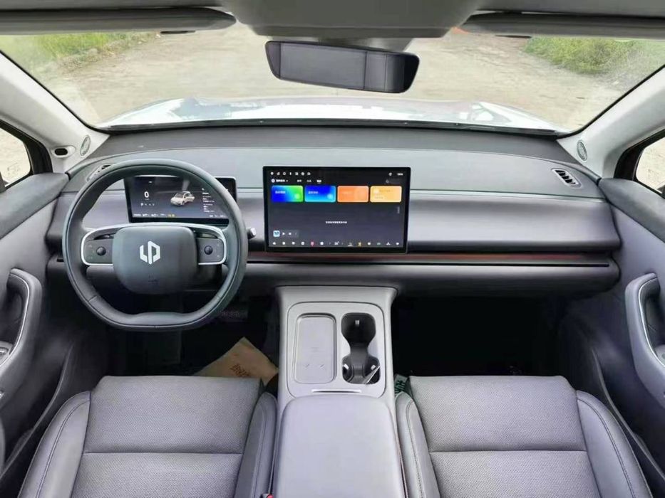 Leapmotor C16 энг фулл 3 доп. кора кузов кора салон