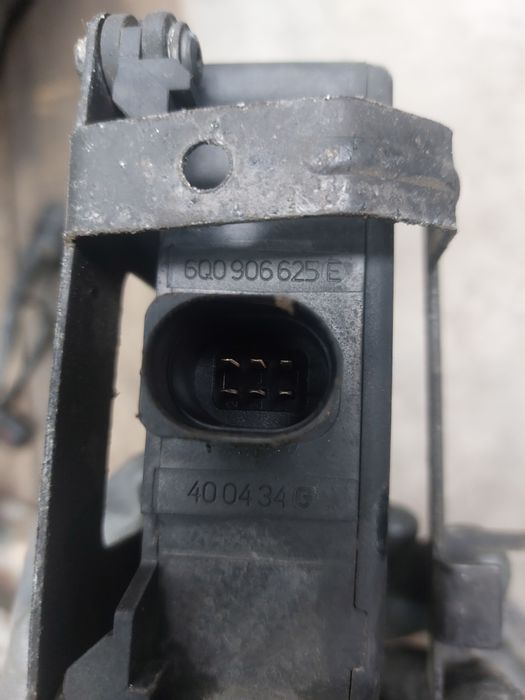 Electrovalva vacuum Passat B6/Octavia 2/Golf 5 2.0tdi bkp bkd azv