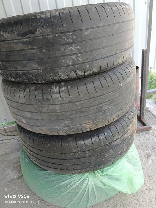 Продам шины 215/60 R16