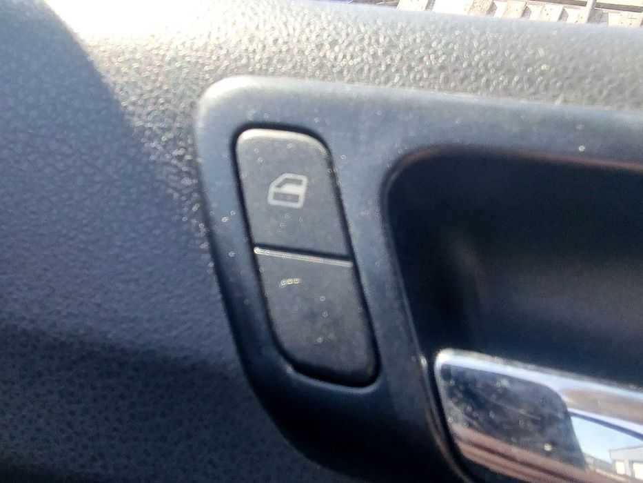 Buton geam dreapta fata Volkswagen Polo (9N) [Fabr 2001-2008] 1.4 Benz