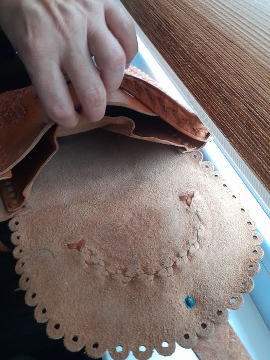 Кожена дамска чанта