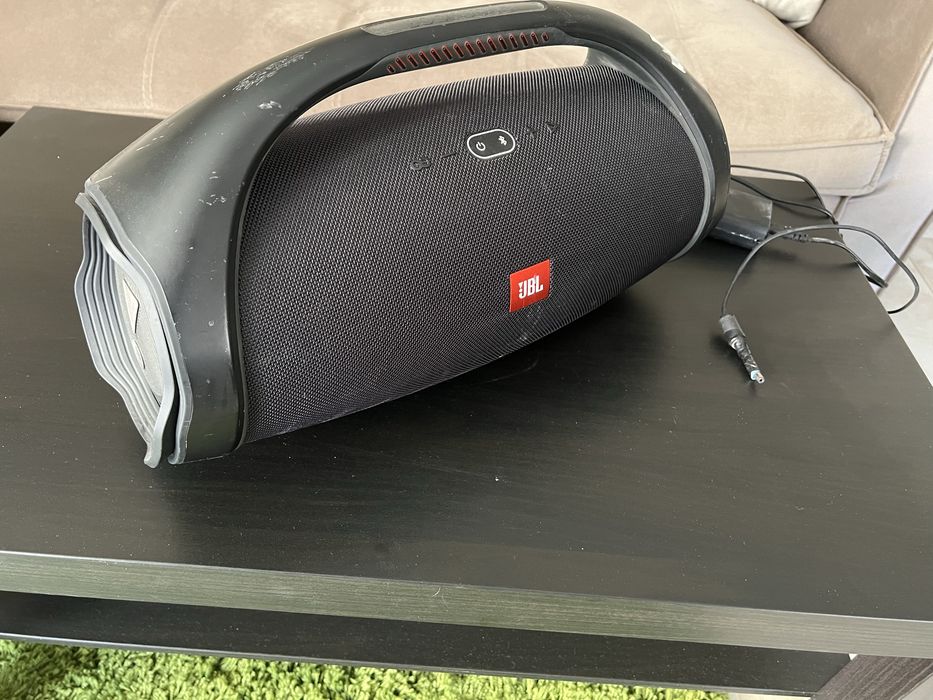 JBL Boombox 2