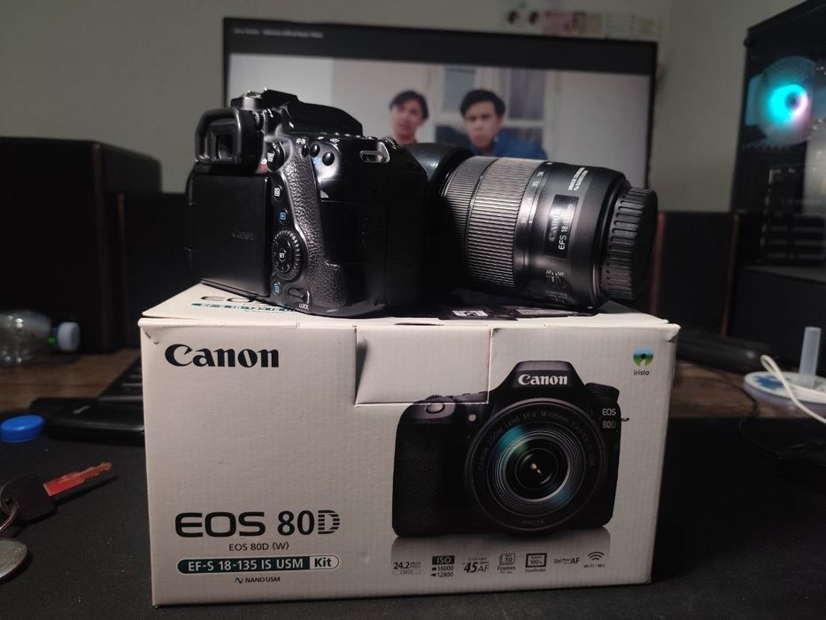 Canon eos 80d + 18.135 obektiv