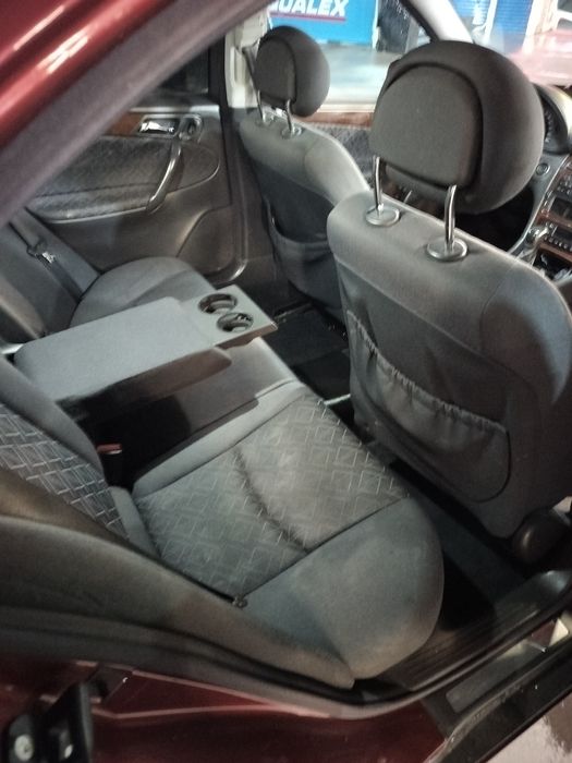 MERCEDES-BENZ E-Class 0 — imagine 4