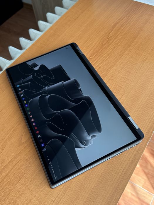 Laptop Dell 2 in 1 - touchscreen - 16GB RAM