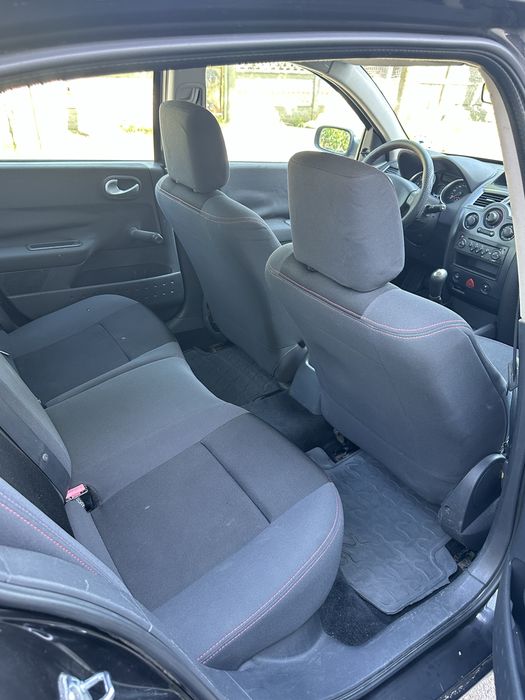 *Renault Megane*