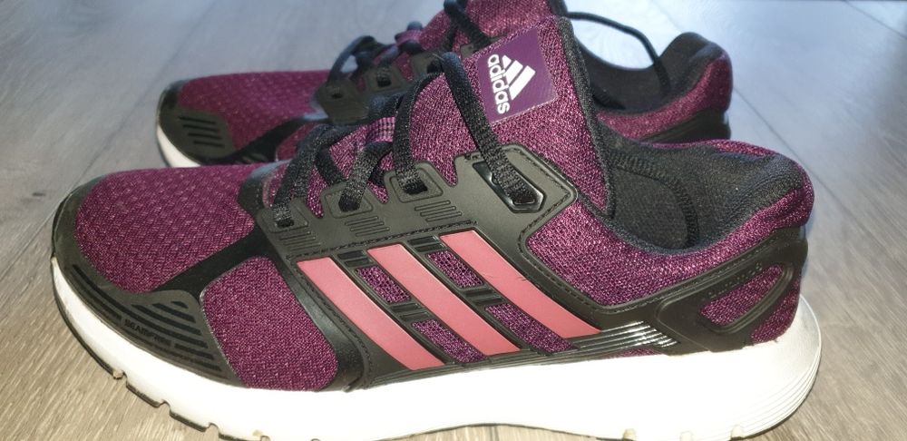 Оригинални маратонки Адидас