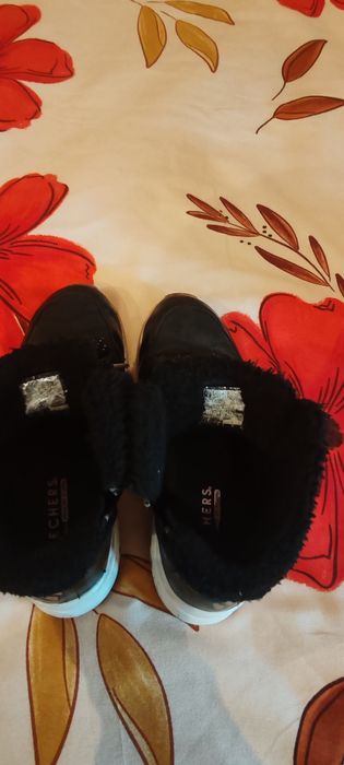 Ghete fetița Skechers 33 și HM 32 - pachet promo