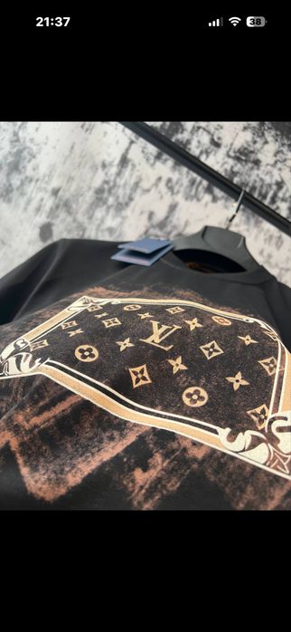 Tricou  Louis Vuitton calitate premium