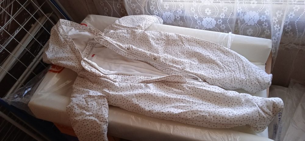 Космонавт за дете 6-12 месеца