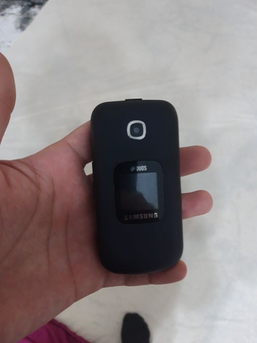 Samsung b311v.holati yaxshi