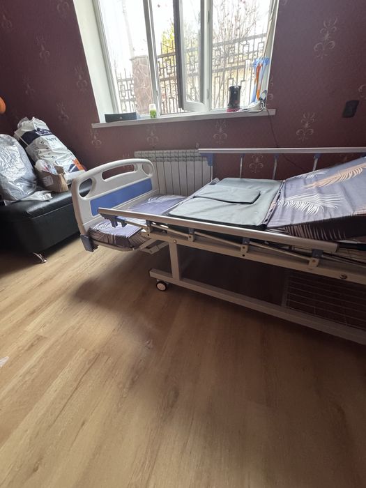 Кровать медицинская