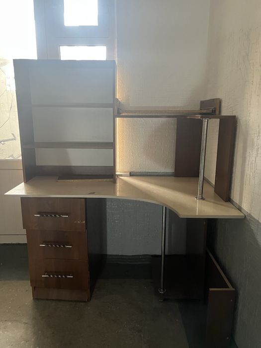 компютереый стол писменный 2в1