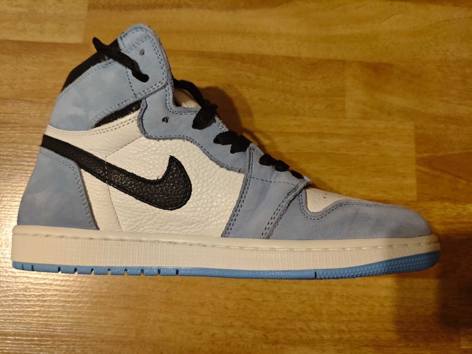 Air Jordan 1 high university blue