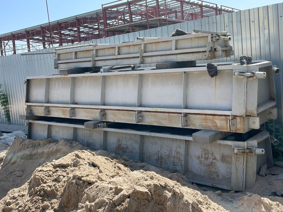 Металлическая форма для лотков Б3