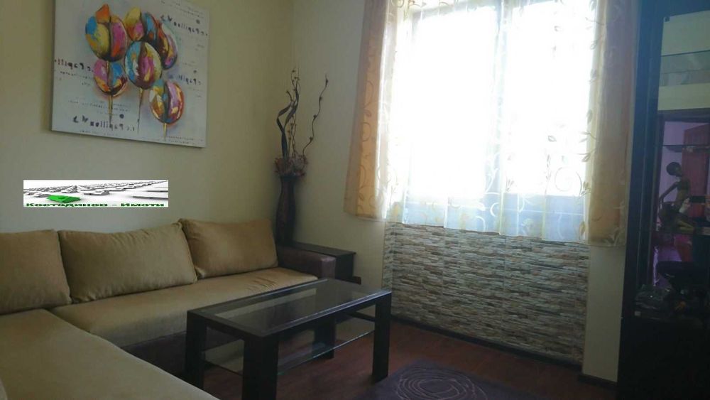 Дава се под наем Двустаен апартамент в Пловдив, Младежки Хълм - 60 кв.м за 459 € - Снимка #2