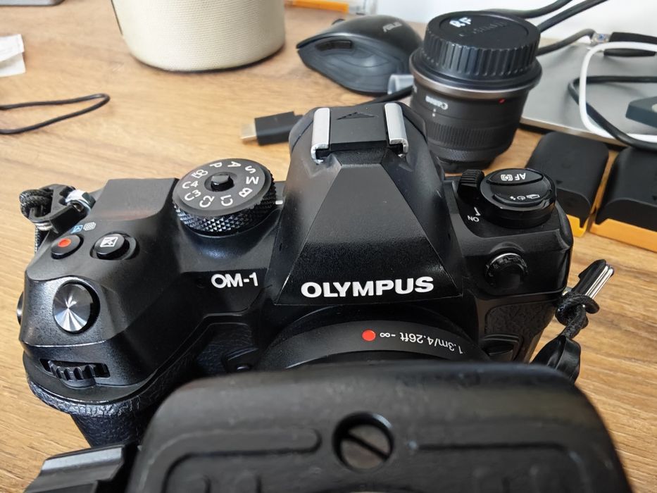 Olympus Om-1 în garanție