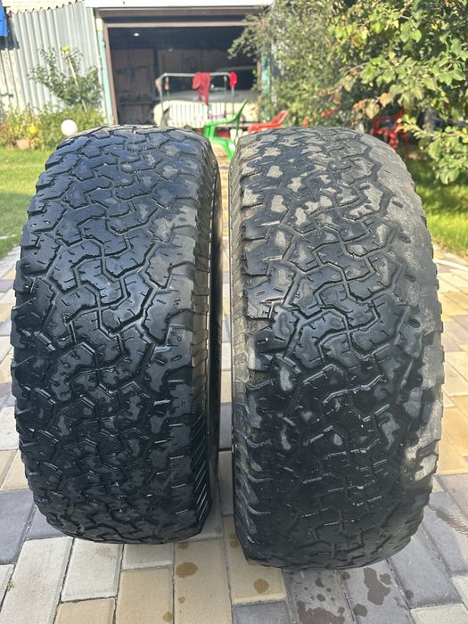 Продам пару колес 265/70/16