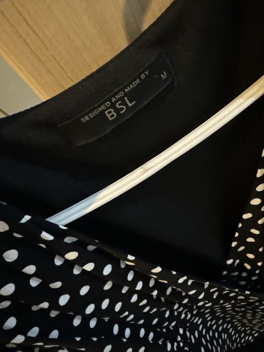 Продам платье черная