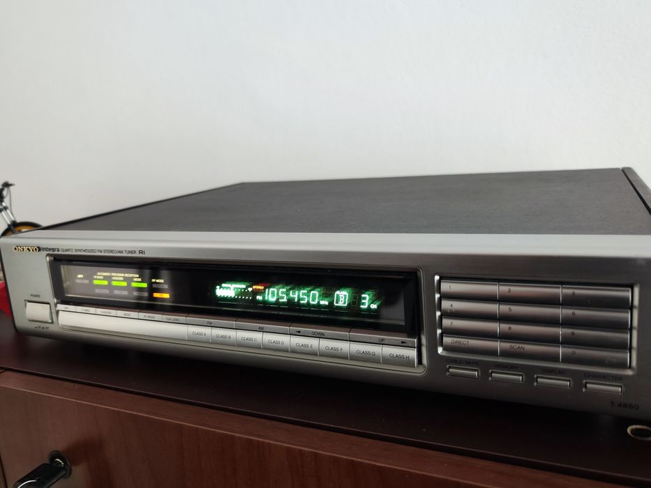Tuner Onkyo Integra T-4850