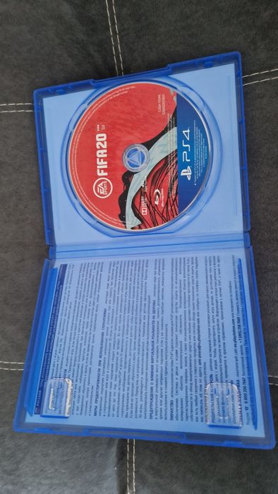 Продам диск fifa 20