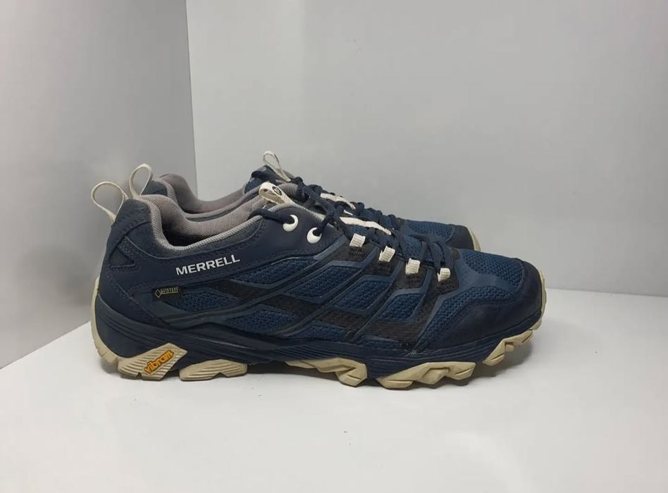 Обувки Merrell Gore Tex 

Носени в добро състояние 

Размер 46 стелка