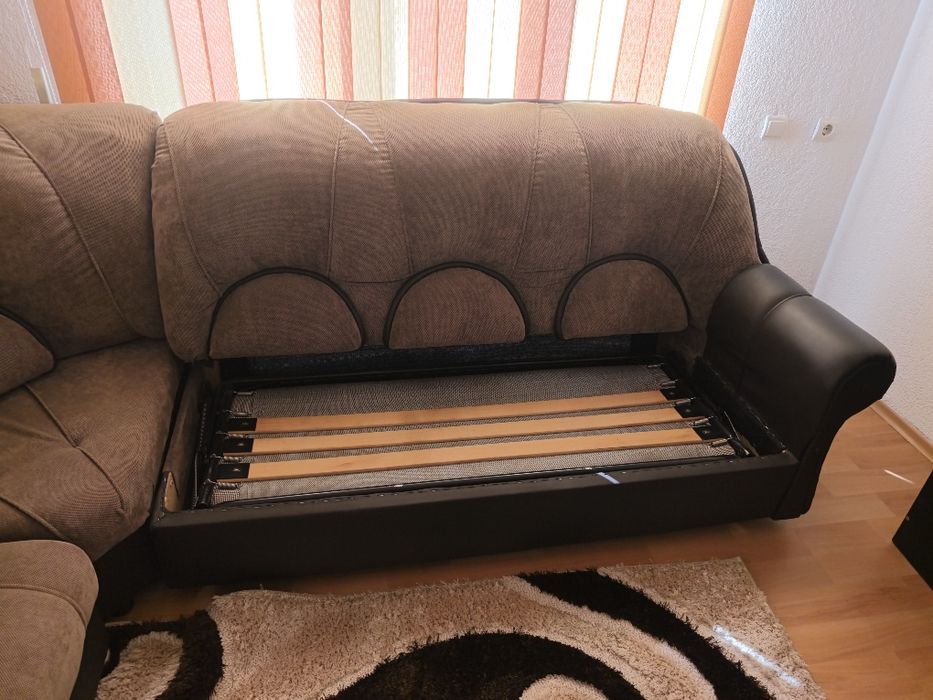 Разтегателен холов ъгъл