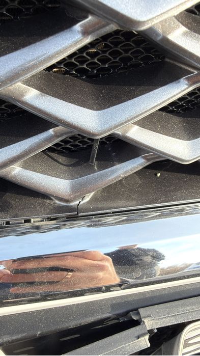 Продам передний бампер на хавал H6