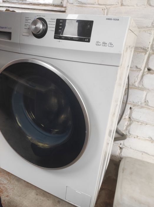 Продам машинку..