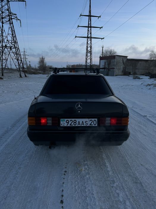 Продается мерседес бенс 190 кузов