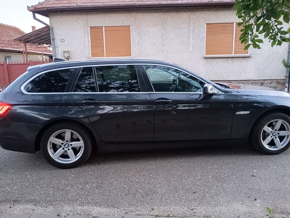 Vând BMW f11 xdrive 2.0 diesel