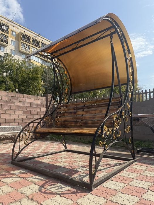 Качели новая кованная