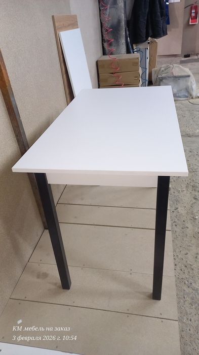 Стол обеденные для кухни новый