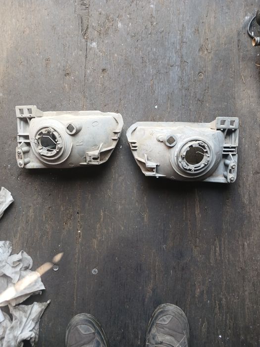 Фара Тоета Старлет в оригинале