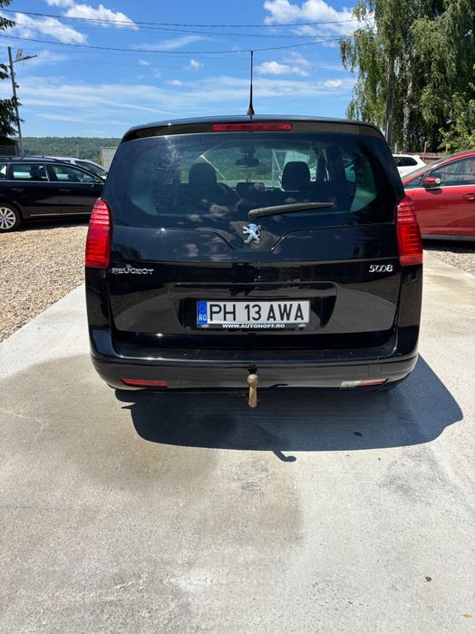 PEUGEOT 5008 2011 — imagine 3