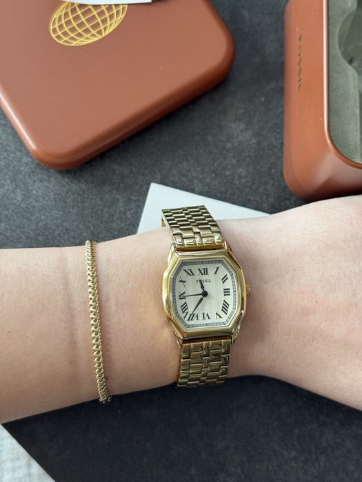 Fossil  часовник в златист цвят