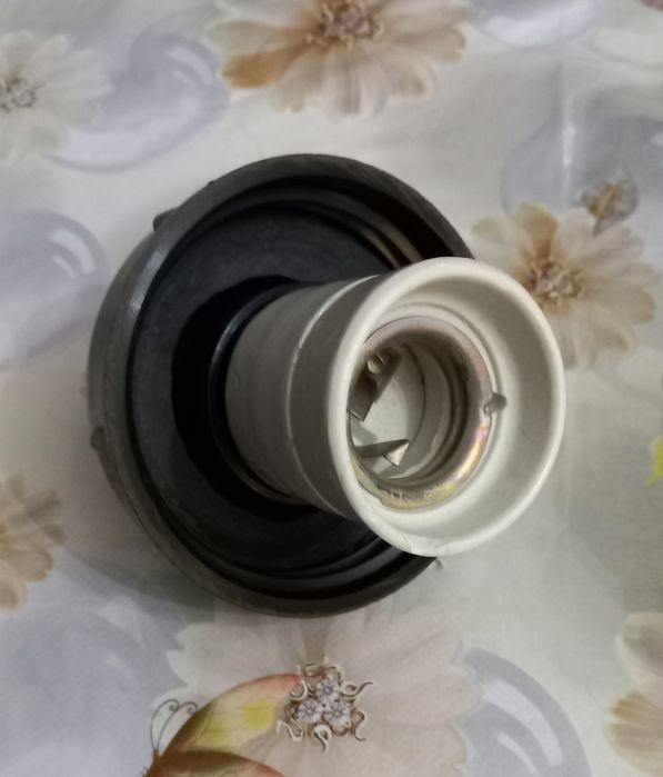 Подвесной уличный светильник