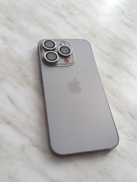 15 Pro 256gb идеал