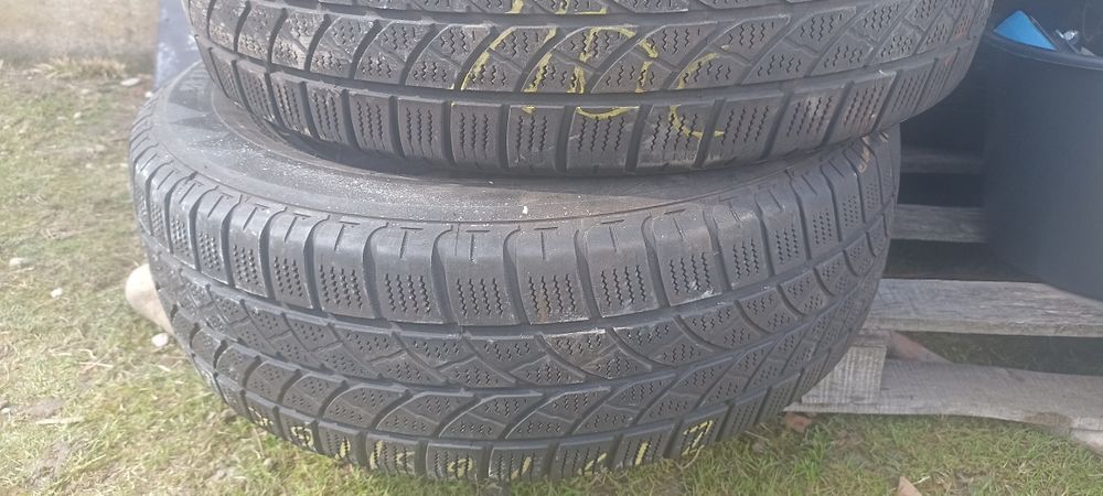 Anvelope 215/65/16 blizzak