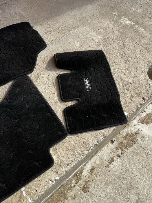Коврики toyota hilux (полики)