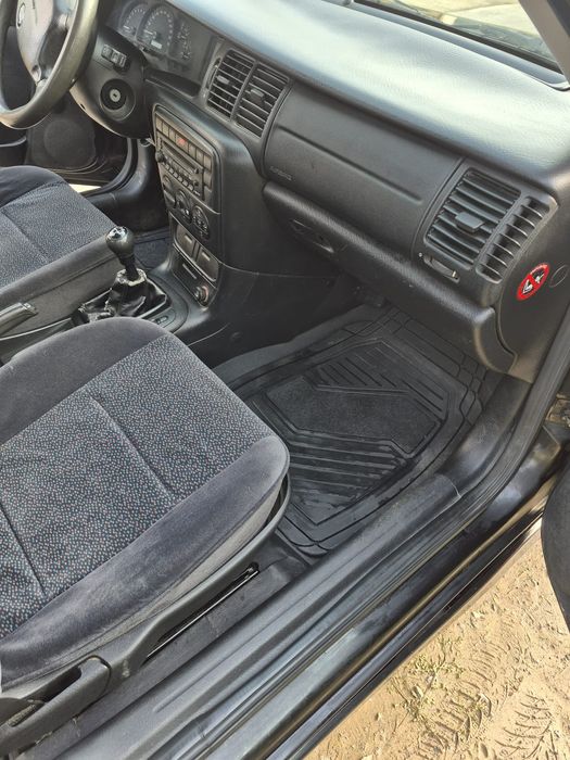 Vand Opel Vectra B 2001