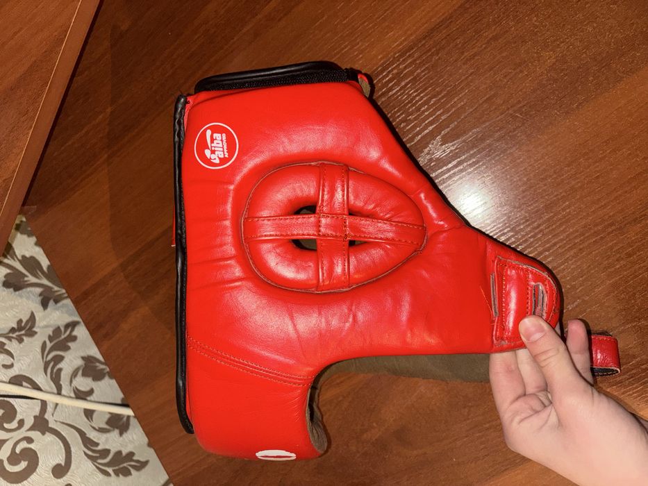 Шлем боксерский VELO