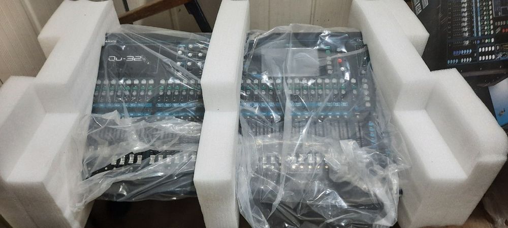 Alleh & heath Qu 32 sifrovoy pult sotiladi.